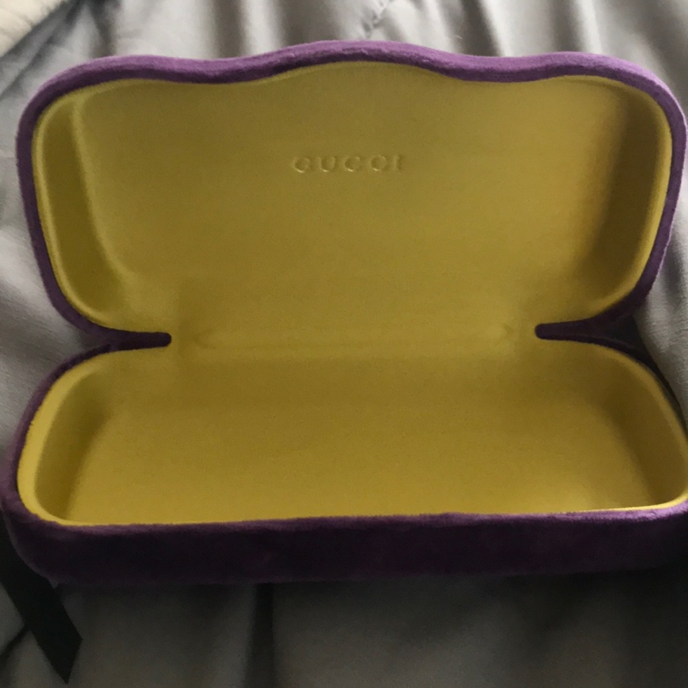 Authentic Gucci sunglasses case and glasses bag